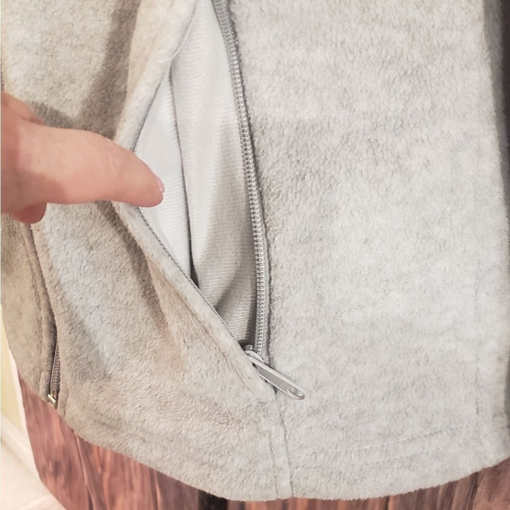 Columbia Jacket - Picture 7 of 9